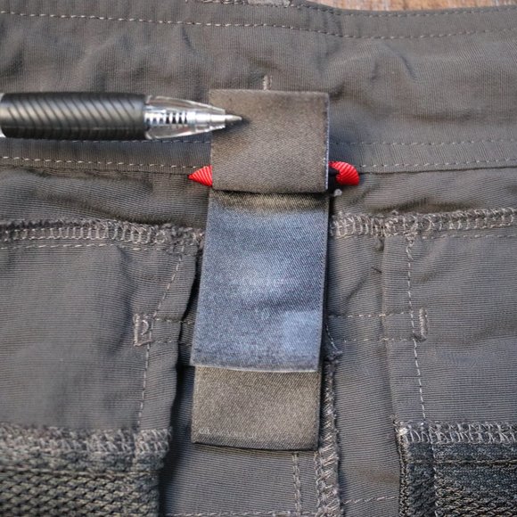 The North Face Shorts Women 10 Dark Gray Outdoor Hiking Camping - Picture 9 of 15